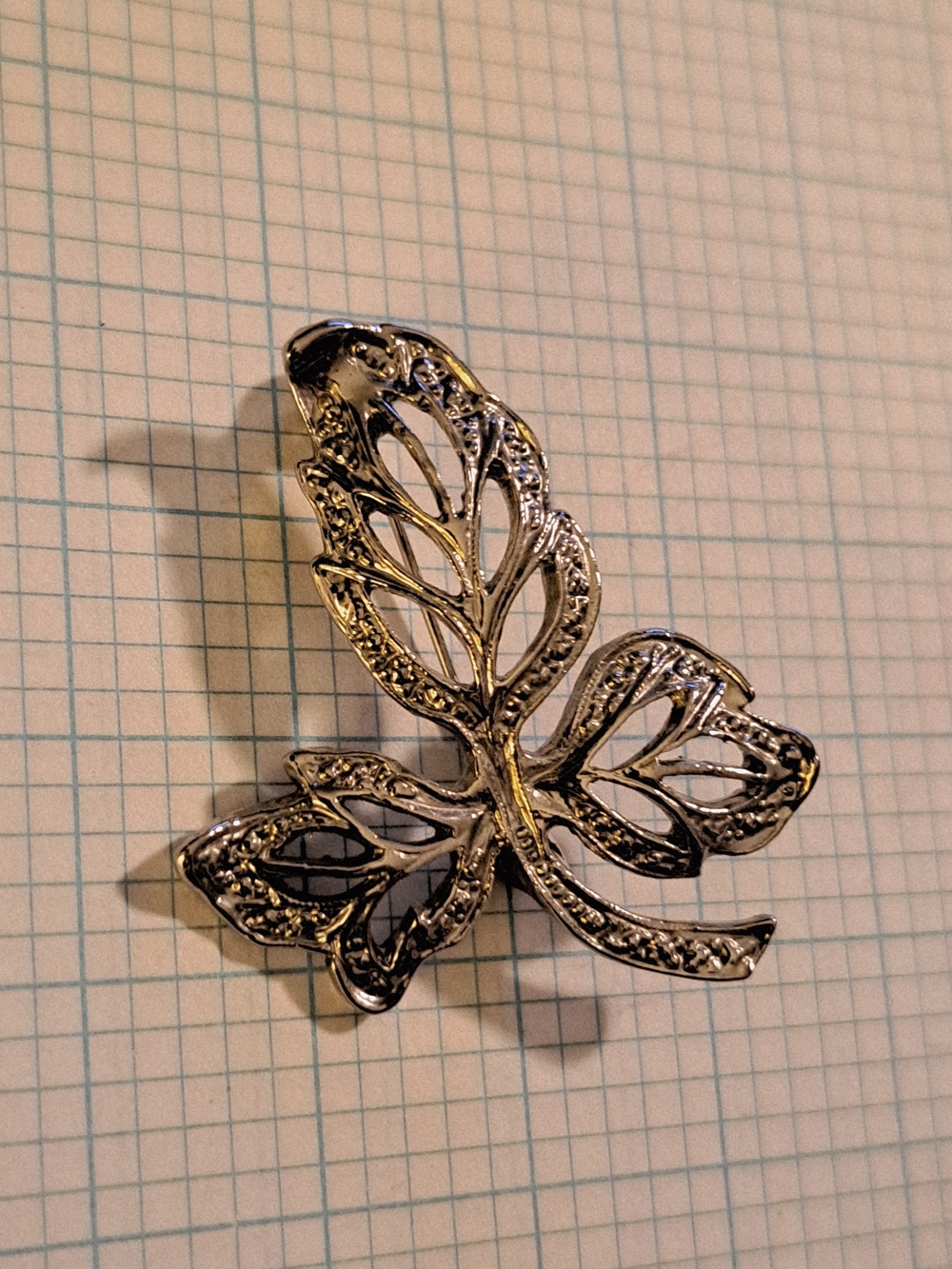 Elegant Silver-Tone Leaf Brooch - Women Jewelry - Picture 2 of 5